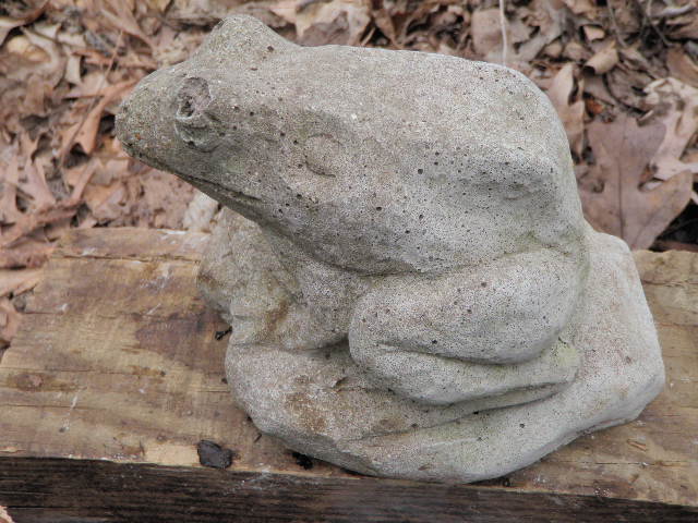 cement garden frog statue